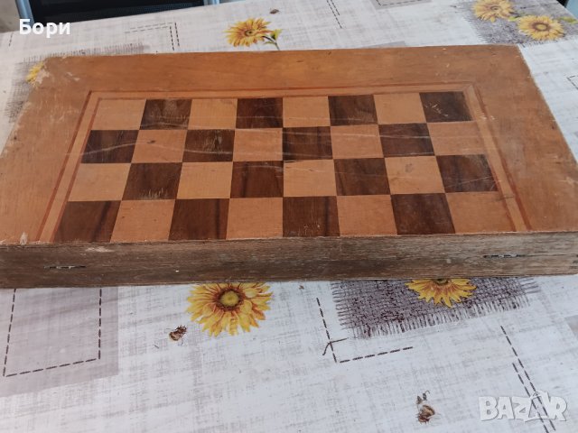 Стара дървена табла, снимка 7 - Шах и табла - 42774276
