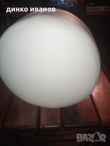 Козметична-фризьорска кожена табуретка с повдигащ механизъм , снимка 2 - Столове - 52553398