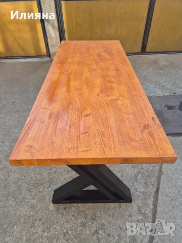 Трапезна маса