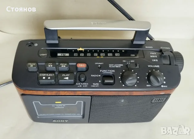 Радиокасетофон Sony CFM-A50, снимка 2 - Радиокасетофони, транзистори - 56475423