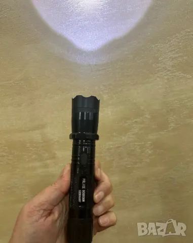 Нов полицейски фенер с лазер и електрошок Германия 🇩🇪, снимка 1