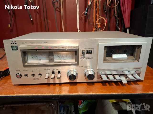 Продава се двуглав дек JVC KD-10E. 