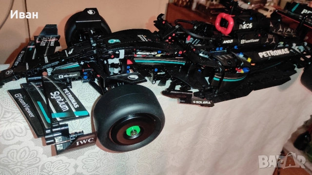 LEGO Mercedes AMG F1 W14 E Performance , снимка 2 - Колекции - 51873084