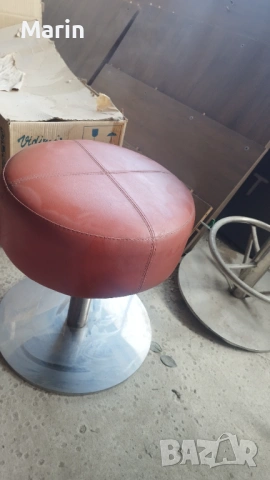 Бар стол малък, снимка 3 - Столове - 54160101