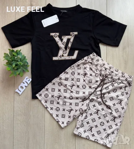 Louis Vuitton ⚜️Дамски Комплекти , снимка 4 - Комплекти - 55778301