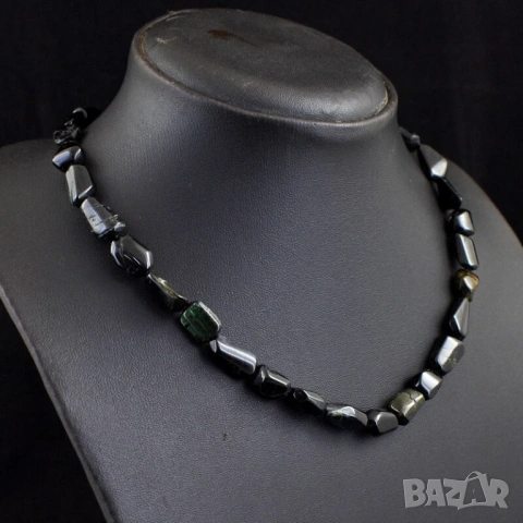 Гердан от черен турмалин 221 карата