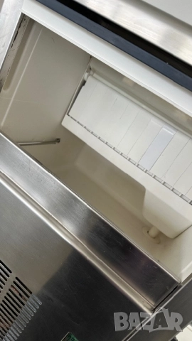 Ледогенератор , снимка 2 - Обзавеждане за заведение - 52210997