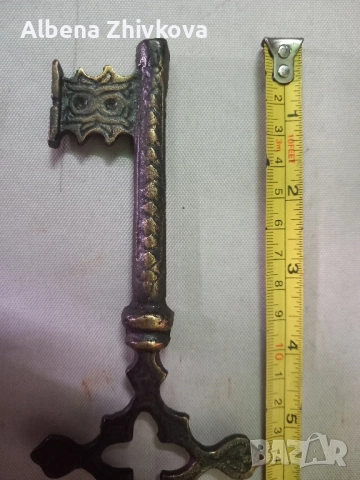 стар ключ - от бронз, снимка 4 - Антикварни и старинни предмети - 51997505