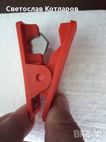 ножче за шлаух и маркучи