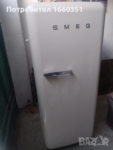 Хладилник SMEG, снимка 10 - Хладилници - 54239359
