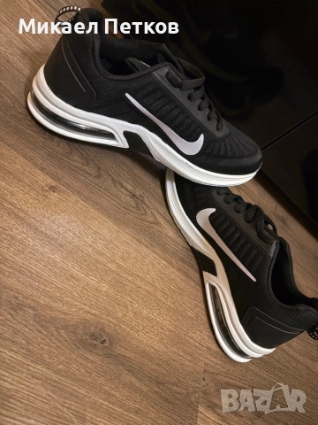 Маратонки на Nike