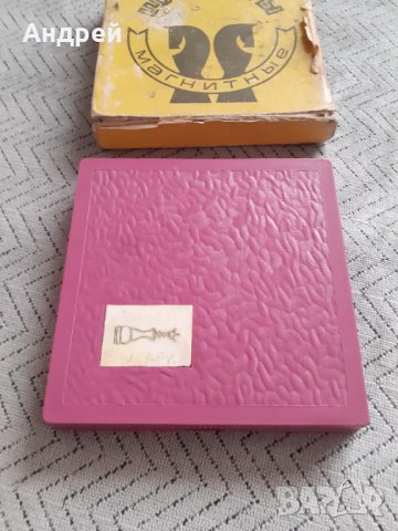 Стар магнитен шах, снимка 2 - Антикварни и старинни предмети - 31164400