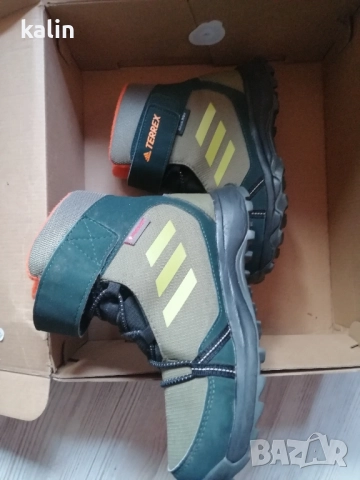 Продавам adidas Terrex Snow Cf R.Rdy K , снимка 4 - Детски маратонки - 52520757