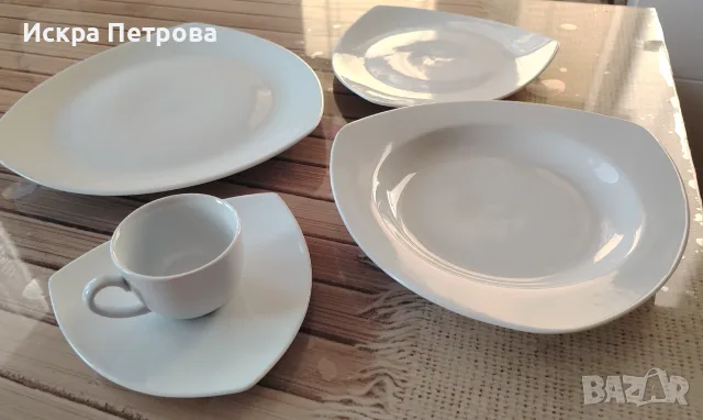 Порцеланов троен сет + чаша за кафе, снимка 2 - Чинии - 56320583