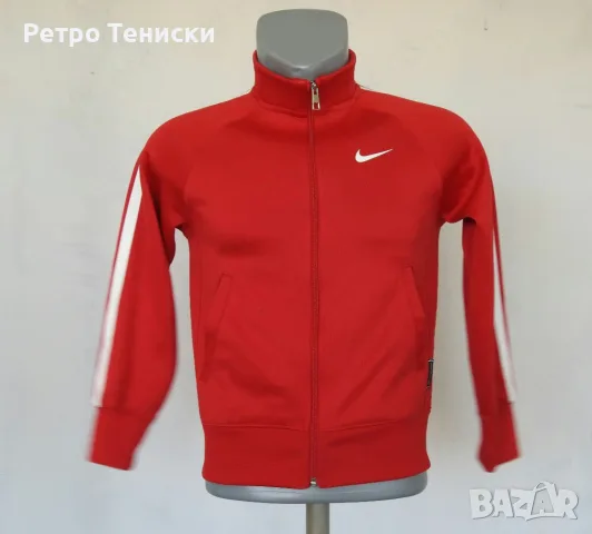 Яке на Манчестър Юнайтед • Nike • червено • размер M • Деца, снимка 1 - Тениски - 56319163