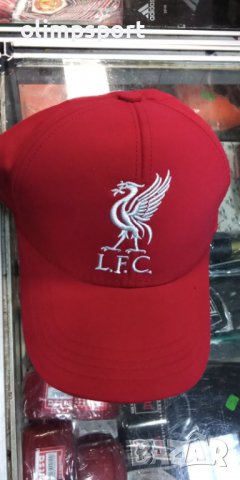 шапки с козирка Liverpool нови универсален размер, снимка 1 - Шапки - 37775399