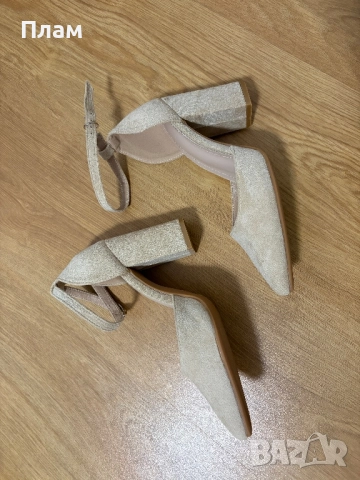 Елегантни дамски обувки