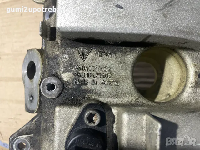 Капак на Клапани Дясна Страна 94810513502 Porsche Cayenne 957 4,8 V8, снимка 3 - Части - 49805323