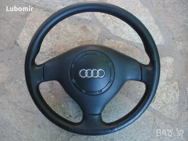 Волан трилъчев, кожен с айр-бег - Audi A3,A4,A6 и други ! 