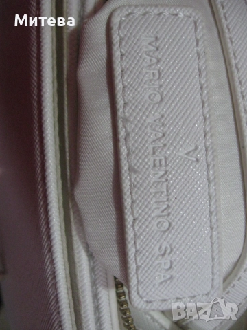 Mario Valentino оригинална дамска чанта през рамо, снимка 3 - Чанти - 52676500