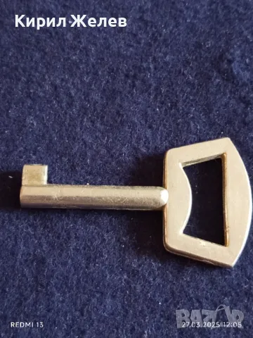 Стар ключ от соца за шкаф, ракла за КОЛЕКЦИЯ ДЕКОРАЦИЯ АРТ ИНСТАЛАЦИЯ 74191, снимка 3 - Други ценни предмети - 49660113