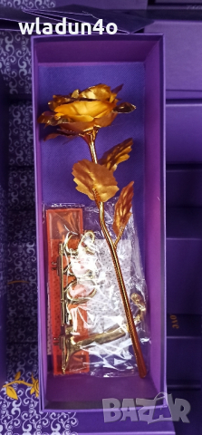 Вечна роза на поставка Love-15лв, снимка 4 - Романтични подаръци - 44603795