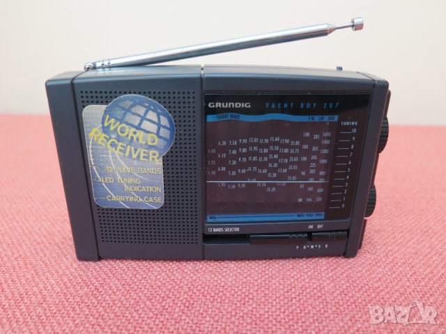 Grundig Yacht Boy 207 12 Band World Receiver, снимка 1
