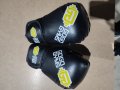 Чисто нови Боксови ръкавици 10 Oz - Boxing gloves черни и червени, снимка 2