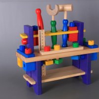Детска дървена маса с инструменти, снимка 1 - Играчки за стая - 31230452