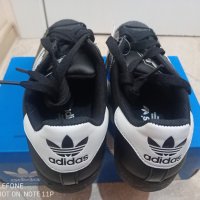 Оригинални маратонки Adidas Superstar номер 43 и 1/3-дефектен чифт, снимка 4 - Маратонки - 39306759