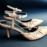 Обувки на ток в телесен цвят 4th & Reckless, снимка 6 - Дамски обувки на ток - 38042736