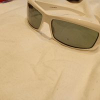 Слънчеви очила Armani , оригинални , нови , снимка 3 - Слънчеви и диоптрични очила - 44699138
