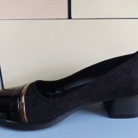 Дамски обувки , снимка 2 - Дамски ежедневни обувки - 34063192