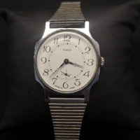 Съветски часовник Победа , снимка 1 - Антикварни и старинни предмети - 44914935