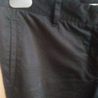 Оригинални бермуди MIU MIU, размер IT44, снимка 2 - Къси панталони и бермуди - 29291858