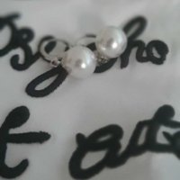 Сребърни обеци с бели перлички, снимка 6 - Бижутерийни комплекти - 29742224