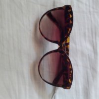 Женски Слънчеви  Очила + кожен кълъф, снимка 2 - Слънчеви и диоптрични очила - 42879394