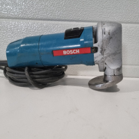 Професионална електрическа ножица за ламарина Bosch, снимка 1 - Други инструменти - 44781828