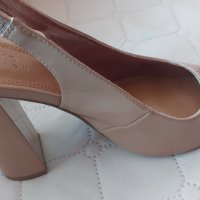Продавам дамски обувки! , снимка 5 - Дамски ежедневни обувки - 42156545
