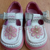 Бебешки обувки Clarks, снимка 1 - Бебешки обувки - 29803365