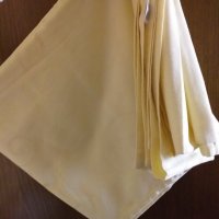 Покривка за маса-/памук/,цвят-лим.жълта. Закупена от Германия., снимка 1 - Покривки за маси - 30619461