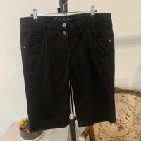 Черни дънки до коляното в размер М, снимка 18 - Къси панталони и бермуди - 44779474