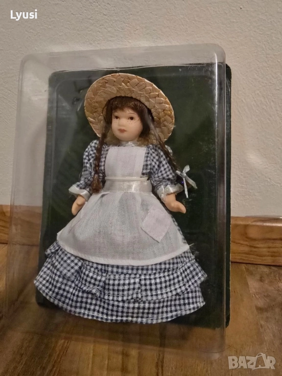 DeAgostini порцеланова кукла, снимка 1