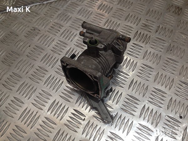 Дроселова клапа BMW E36 316и 1994г., снимка 1