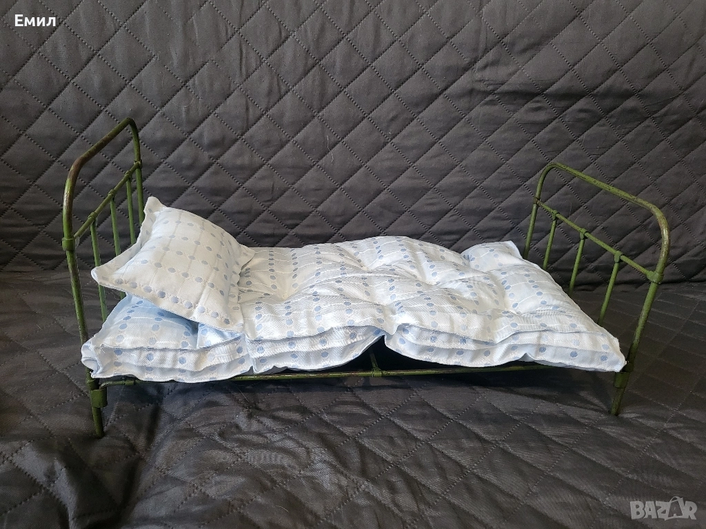 Метално креватче за кукли Царство България , снимка 1