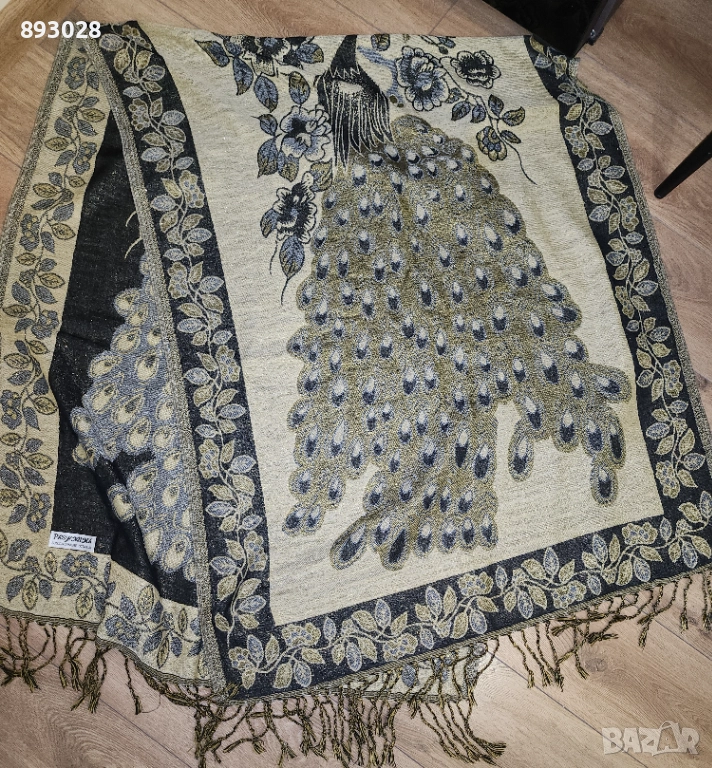 Прекрасен дамски шал , снимка 1