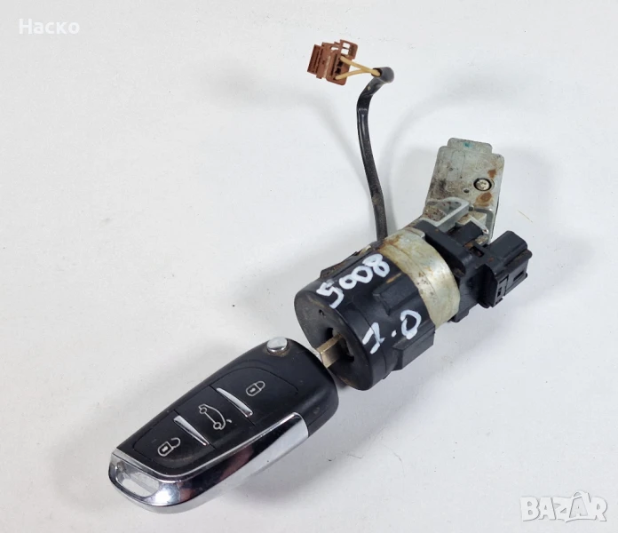 Патронник Ключ и Клеморед Контактен Ключ Пежо 5008 3008 Peugeot 5008 3008, снимка 1