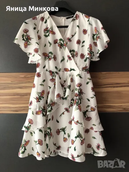Дамска рокля, снимка 1