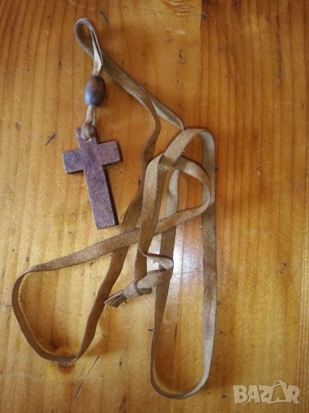 Колие с дървен кръст, снимка 1