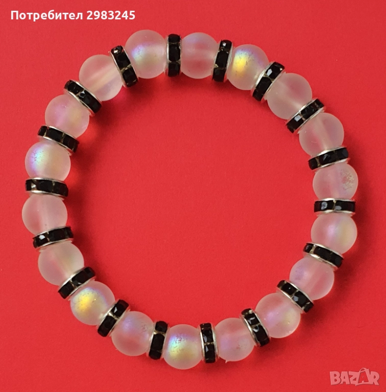 Гривна с лунен камък и черни разделители, снимка 1